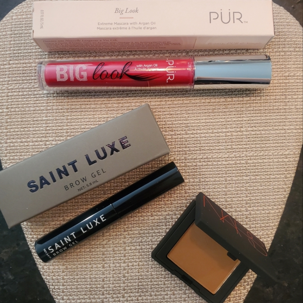 Cosmetic Bundle: eyes (mascara, brow and Shadow) Blacks/browns